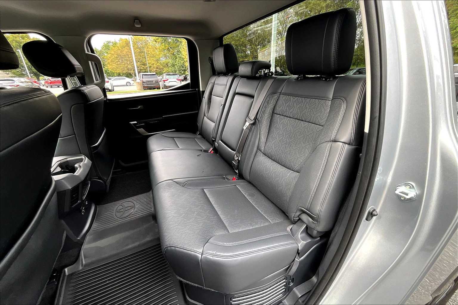 2024 Toyota Tundra Limited photo 17