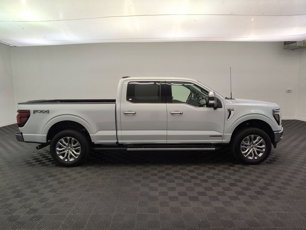 2025 Ford F-150 Lariat photo 7