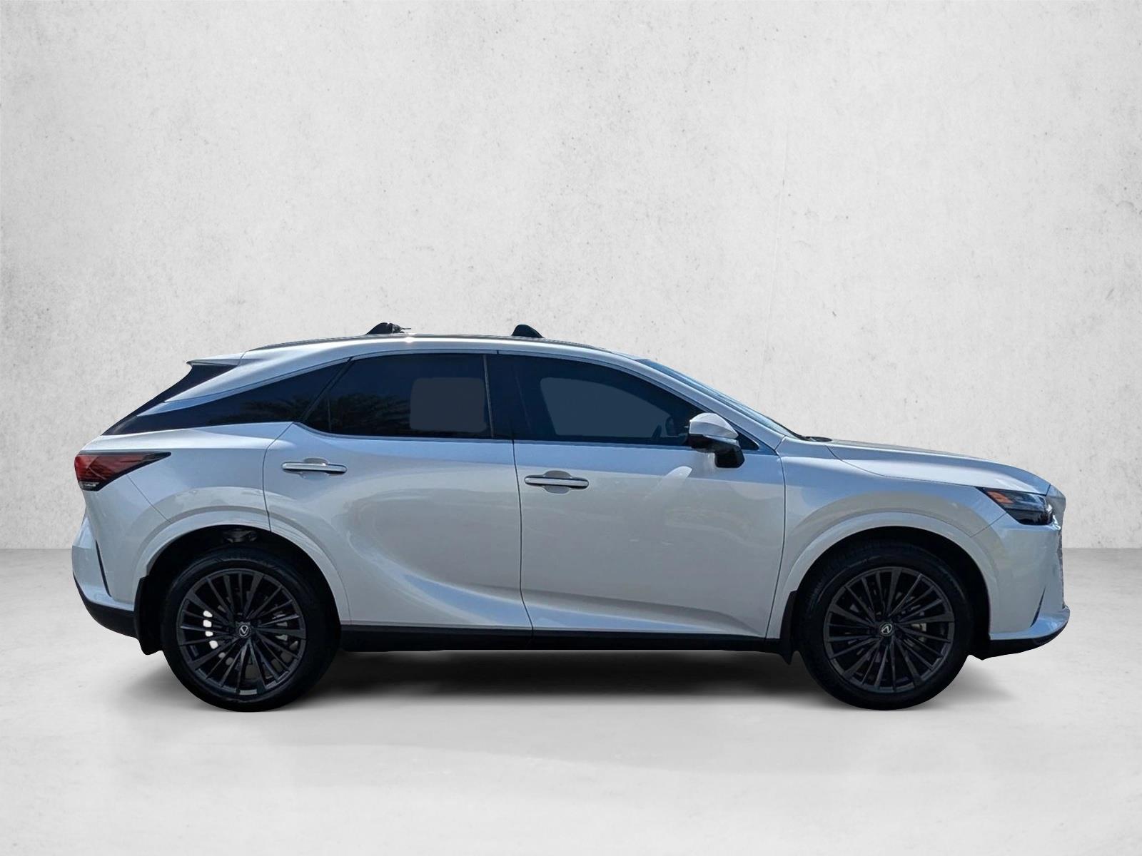 2024 Lexus RX 350h Premium photo 4