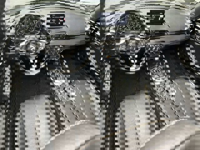 2024 Mazda MX-5 Miata Miata Grand Touring photo 3