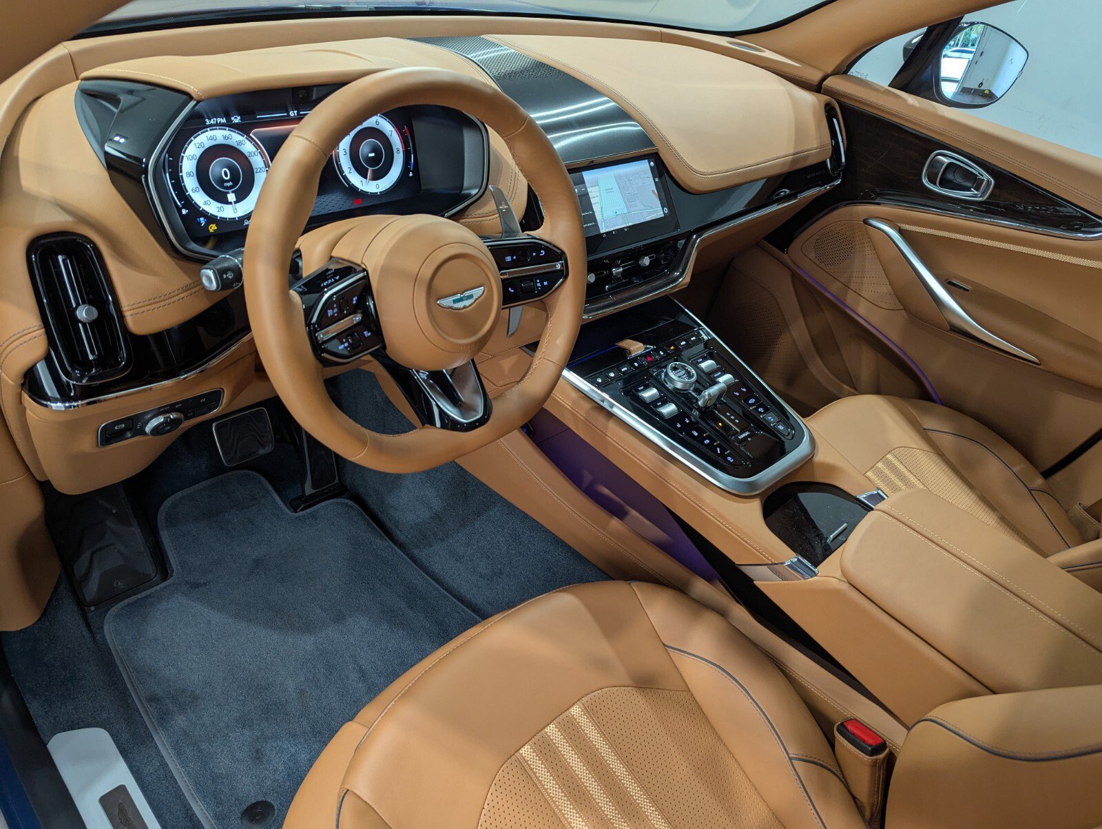 2025 Aston Martin DBX AM8 DBX707 photo 3