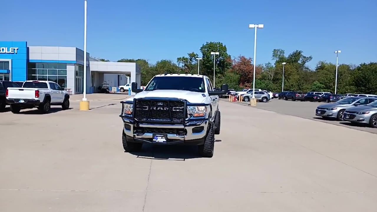 2019 Ram 2500 Tradesman photo 2