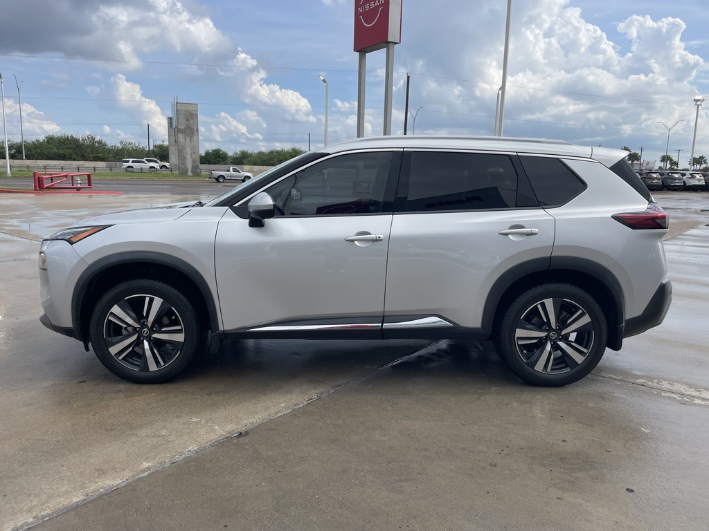 2021 Nissan Rogue SL photo 2