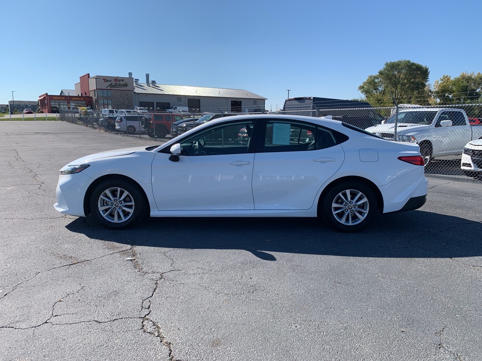 2025 Toyota Camry LE photo 2