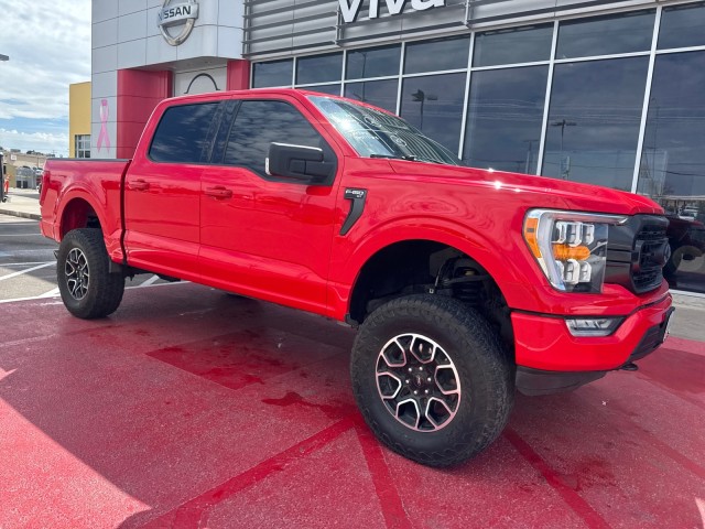 Used 2021 Race Red Ford XLT image 3