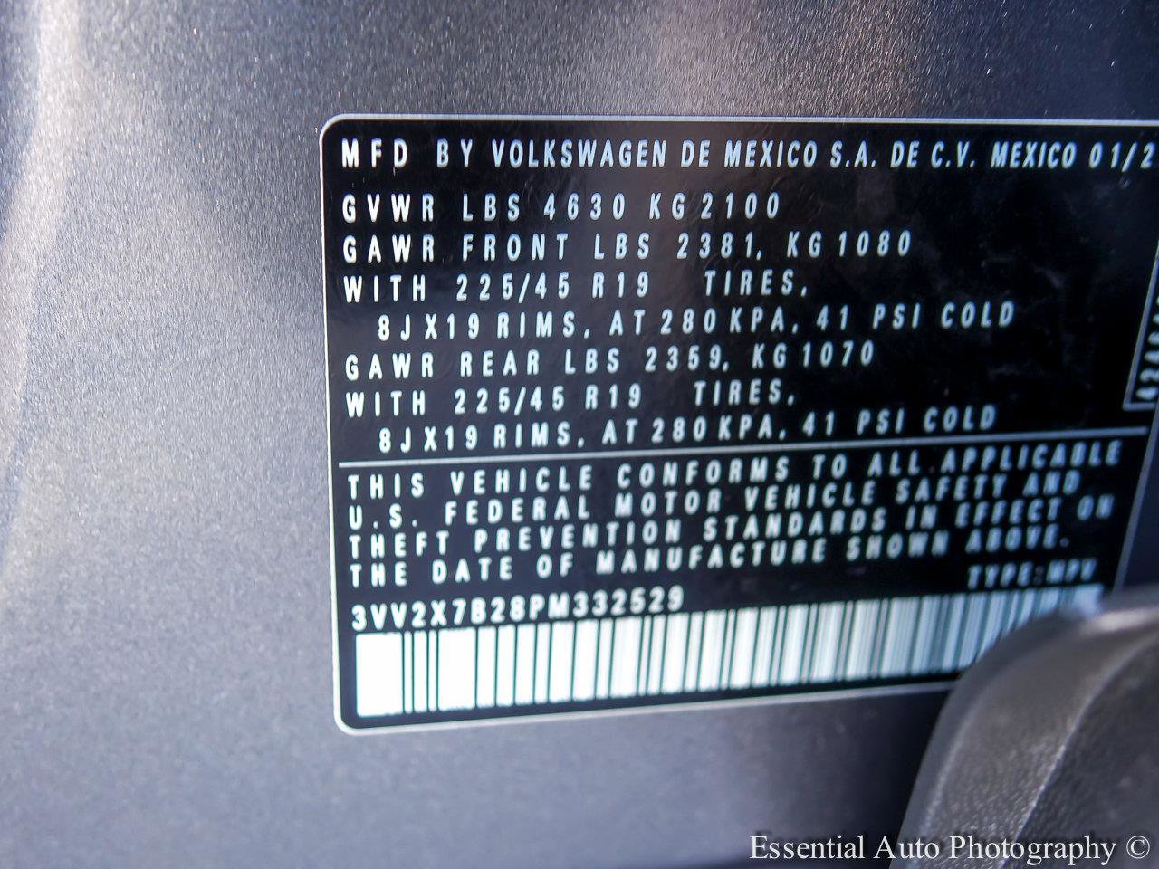 2023 VOLKSWAGEN TAOS - Image 28