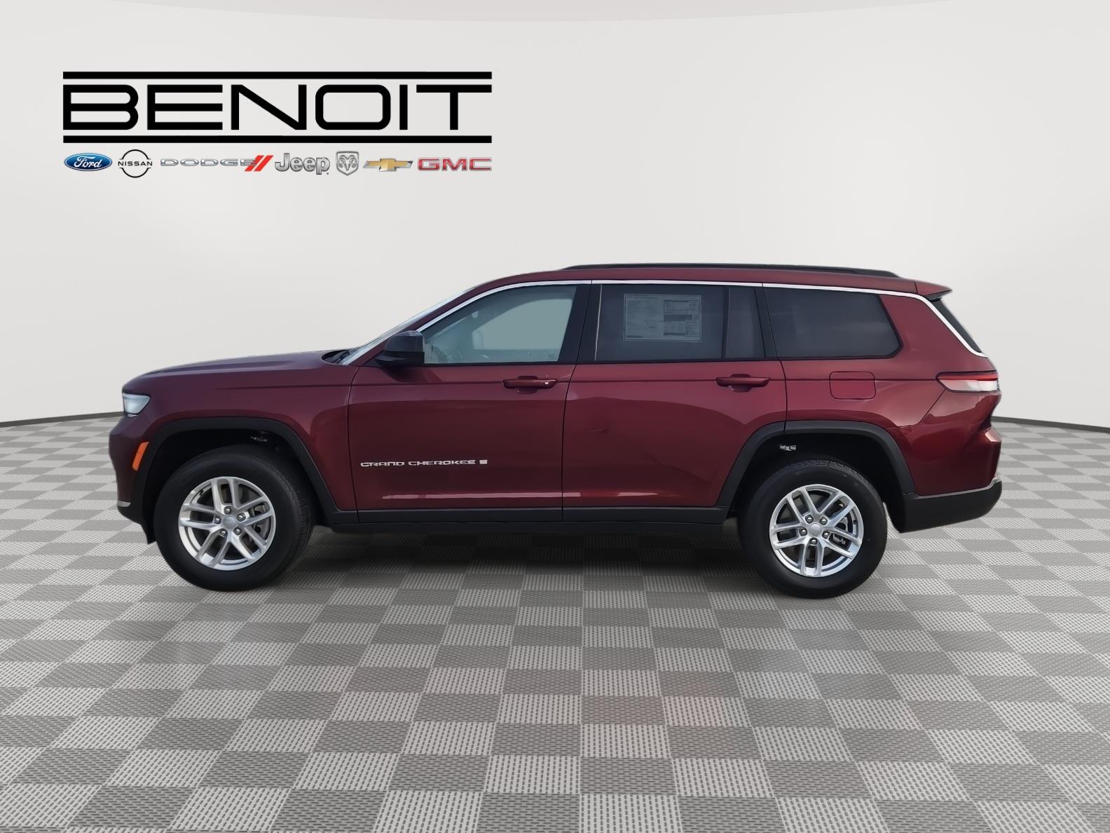 2025 Jeep Grand Cherokee Laredo X photo 8