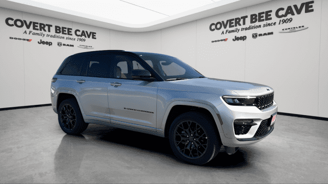 2025 Jeep Grand Cherokee Summit's photo