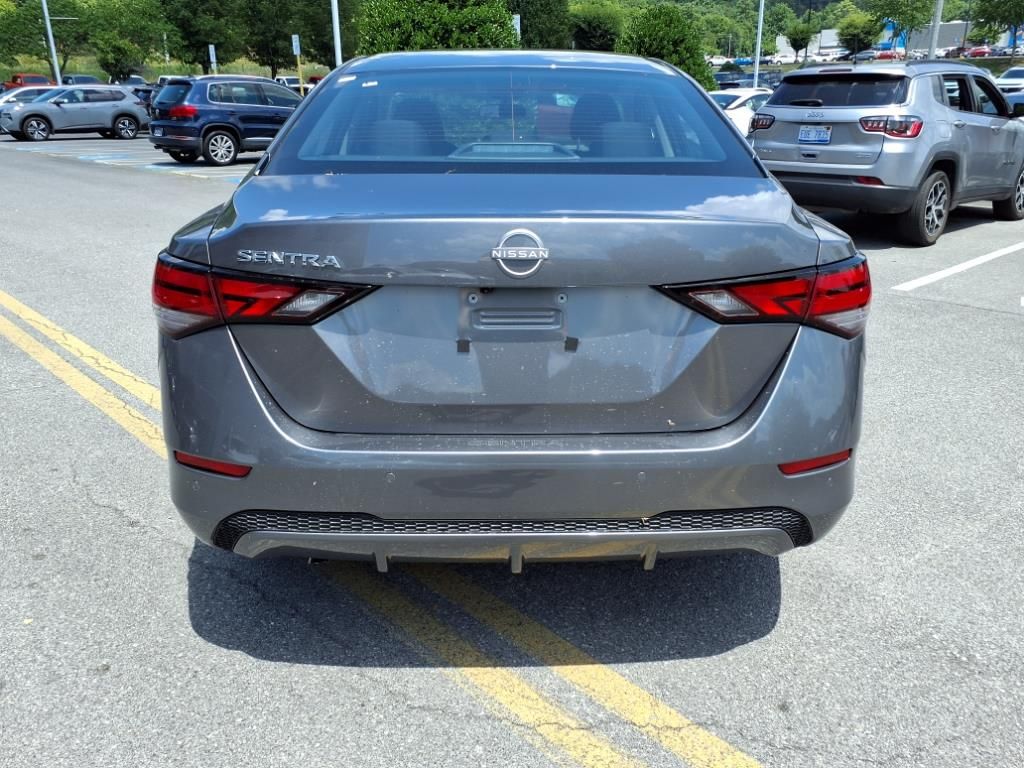 2025 Nissan Sentra S photo 4