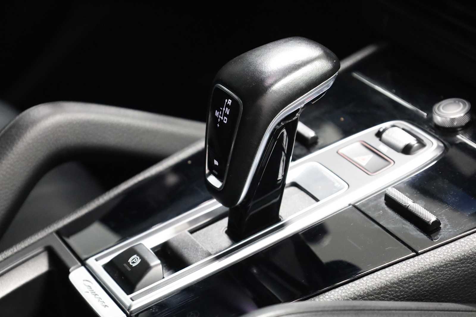 2020 Porsche Cayenne photo 17