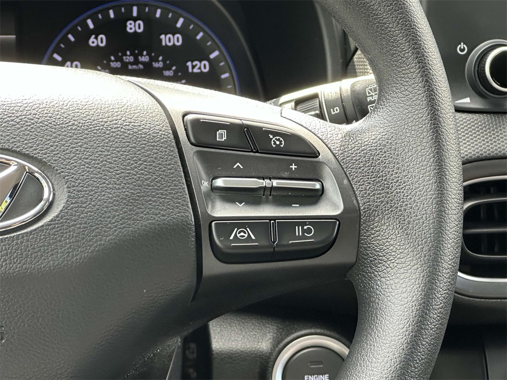 2022 Hyundai Kona SEL photo 22