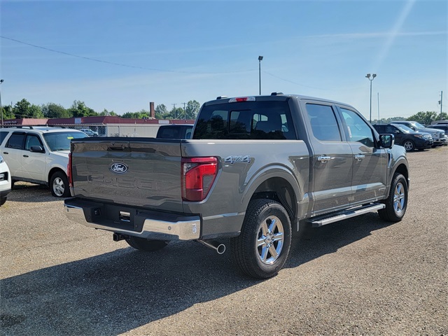 2025 Ford F-150 XLT photo 3
