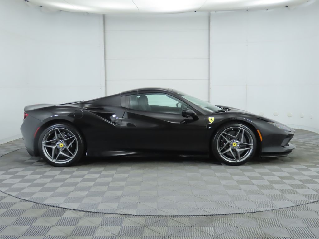 2021 Ferrari F8 Spider Base photo 12