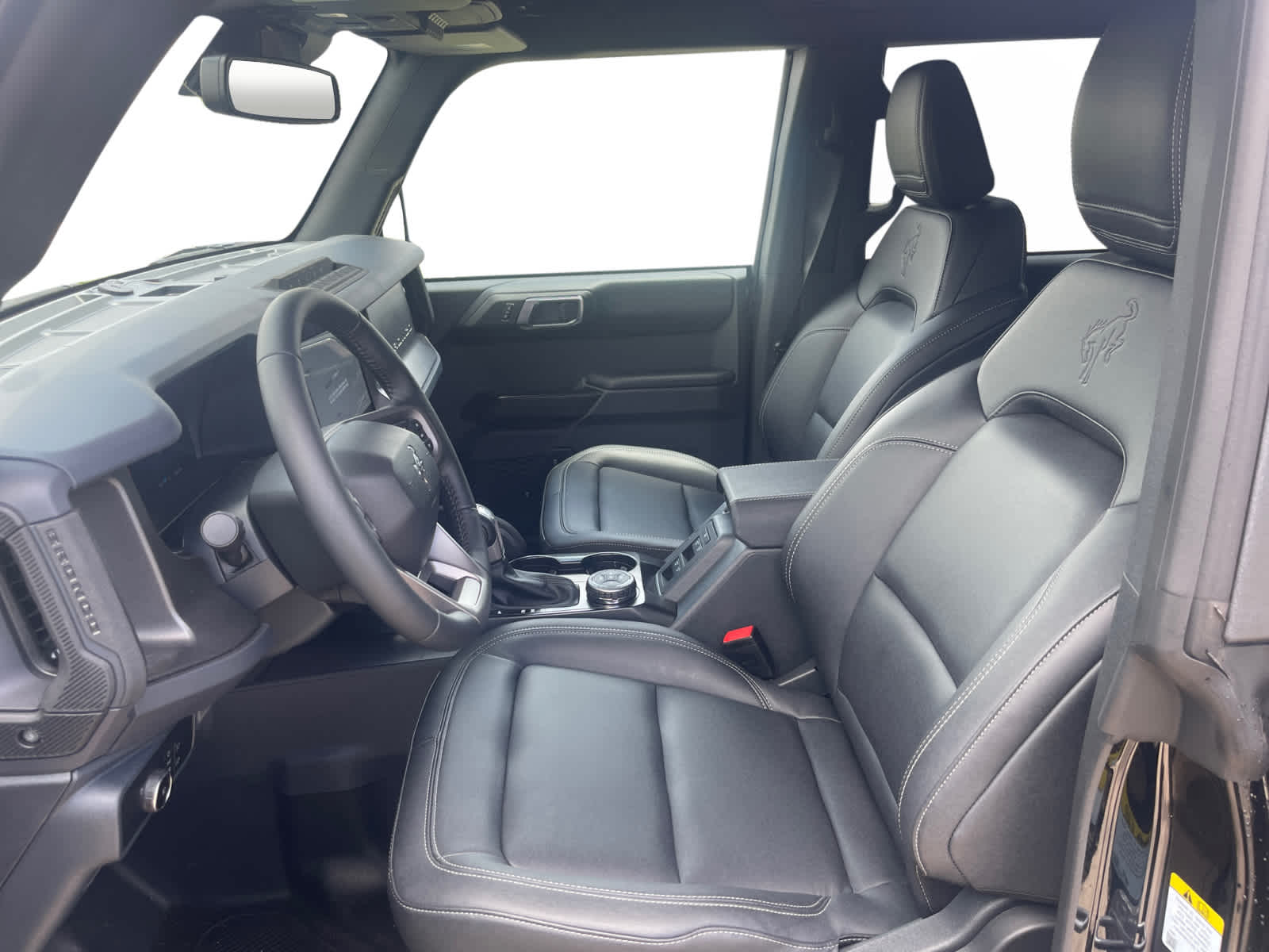 2025 Ford Bronco Badlands photo 9
