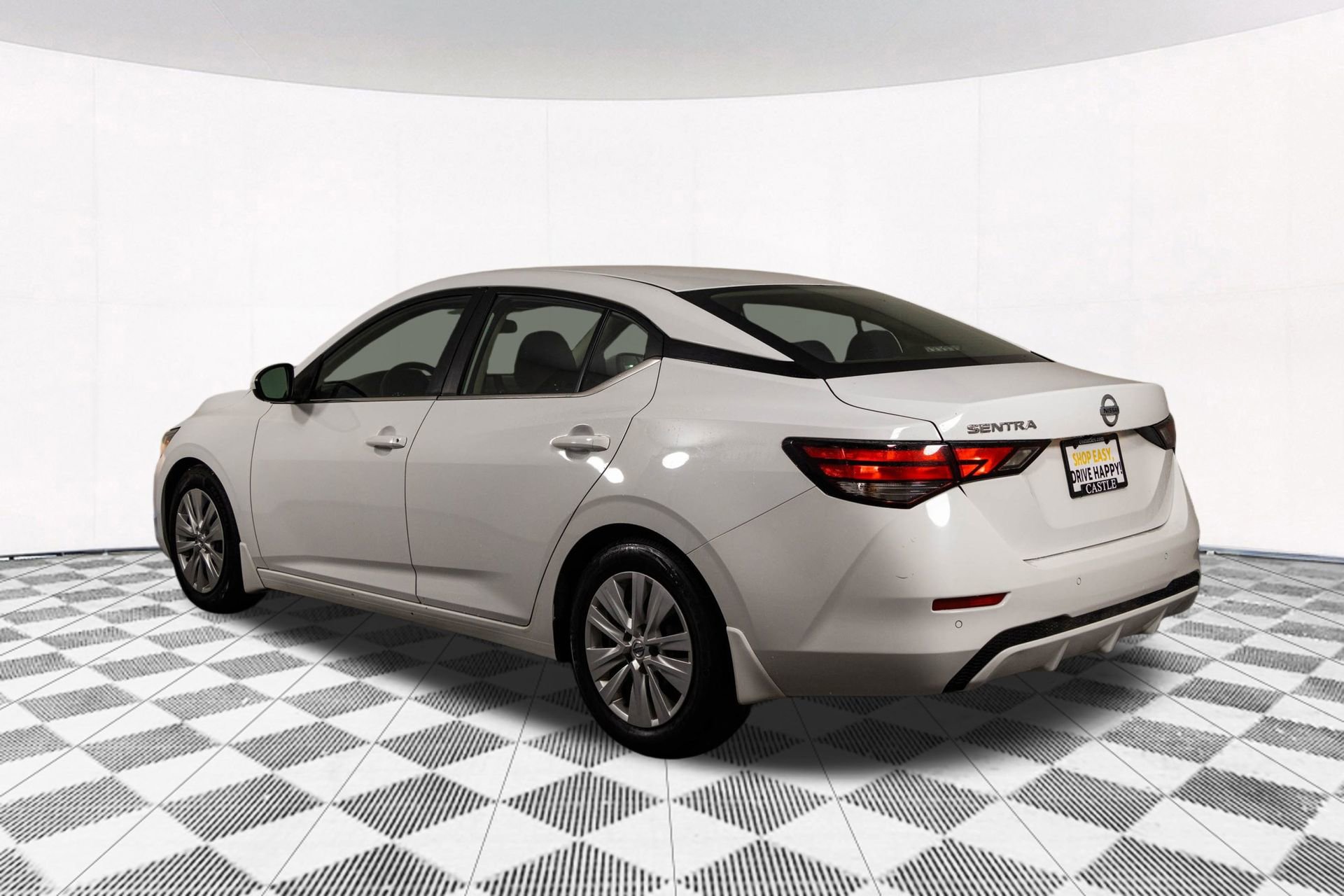 2020 Nissan Sentra S photo 3