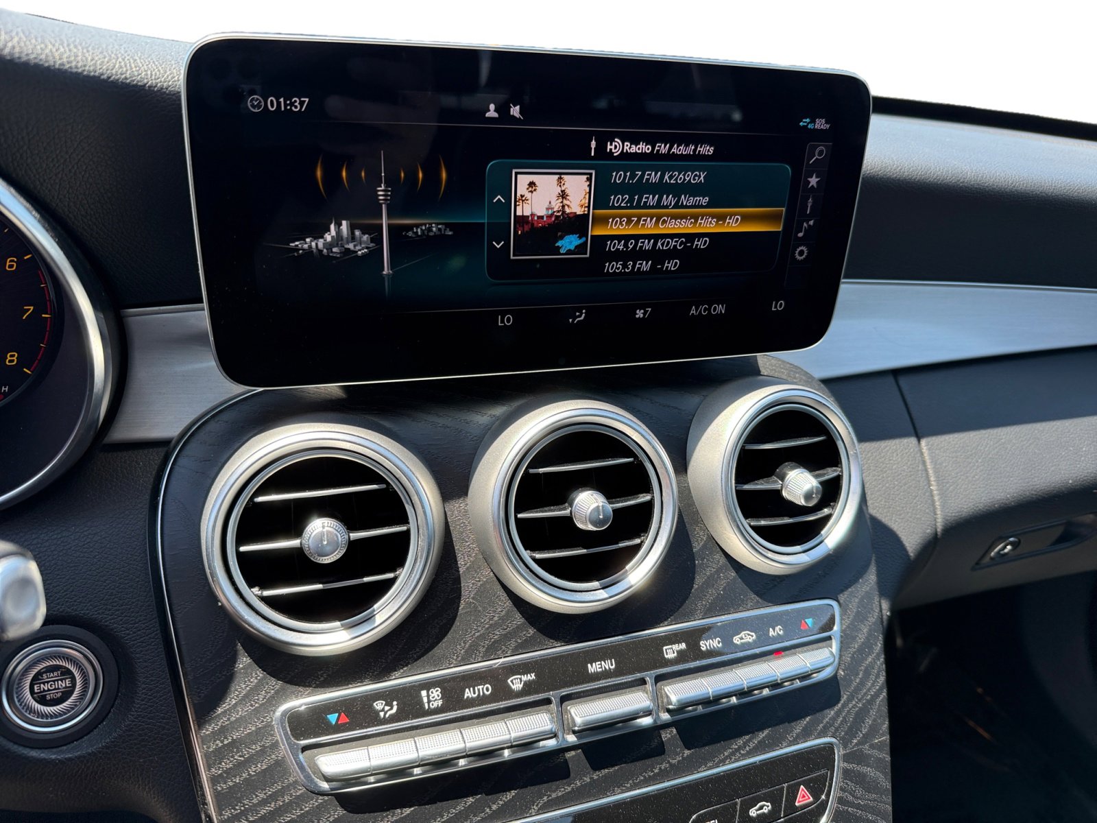2021 Mercedes Benz C 300 photo 12