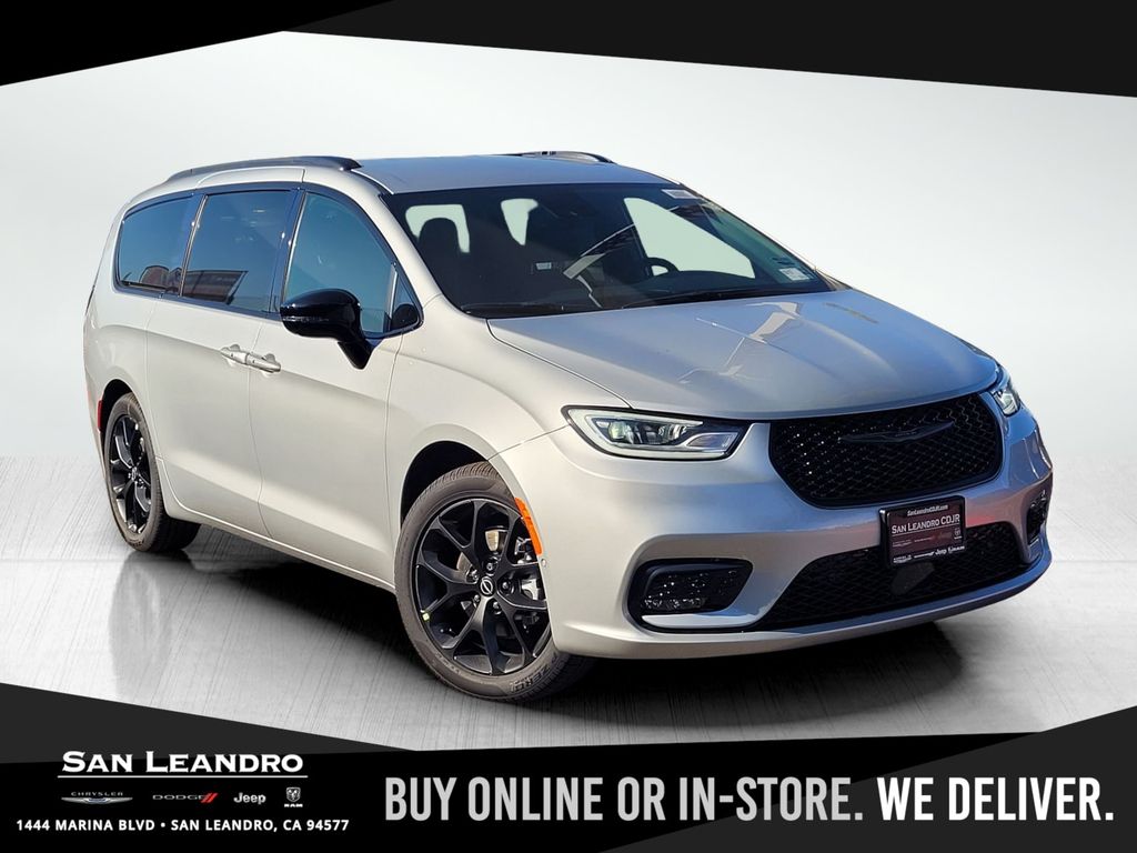 2026 Chrysler Pacifica