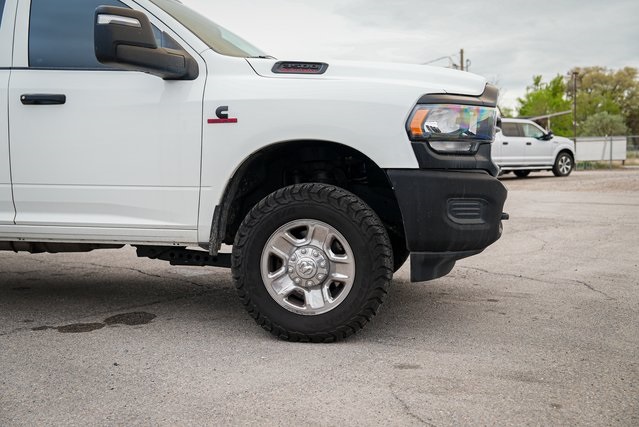 2023 Ram 3500 Tradesman photo 3