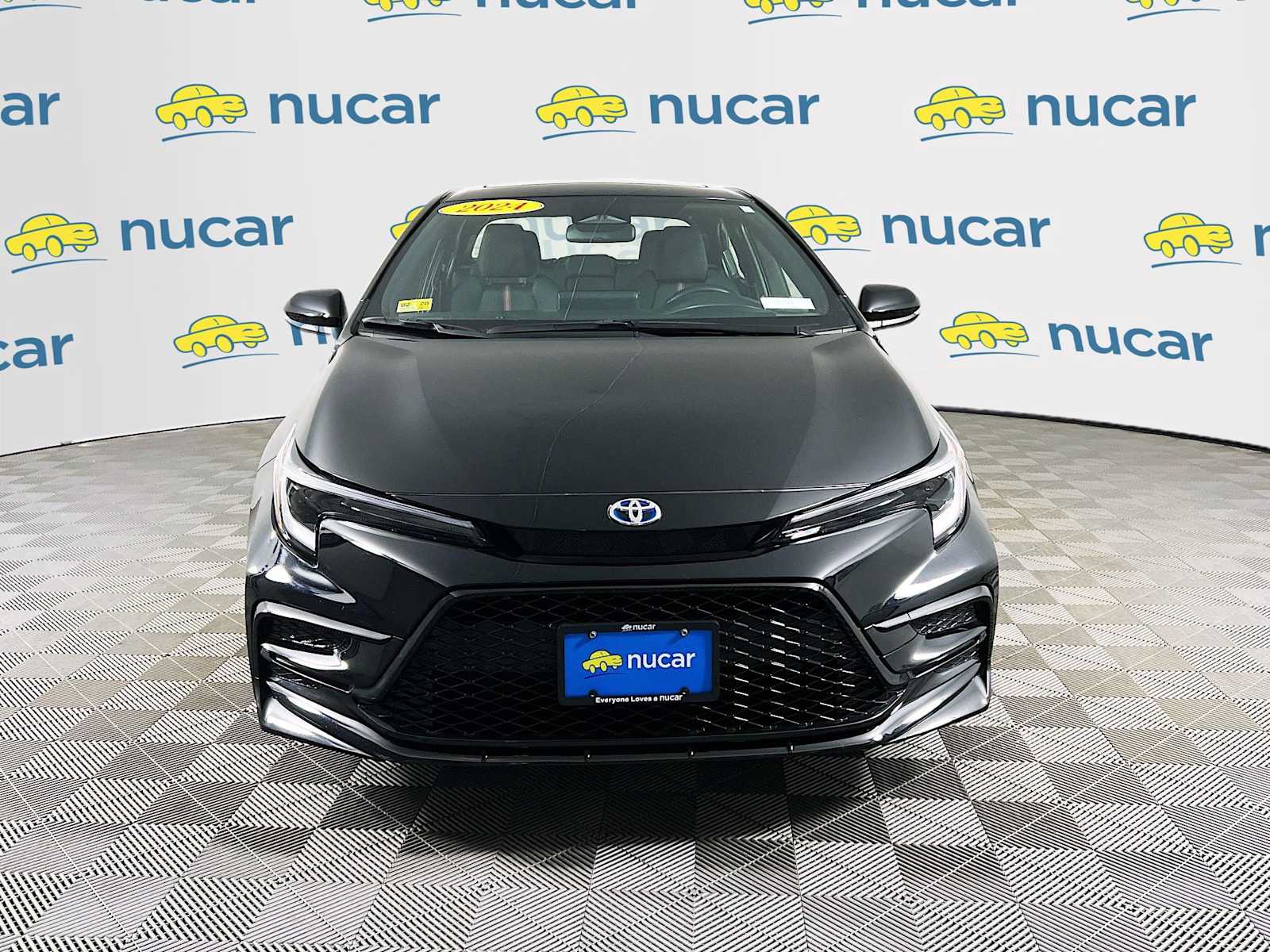 Used 2024 Toyota Corolla SE with VIN JTDBDMHE9RJ009615 for sale in Northfield, Minnesota