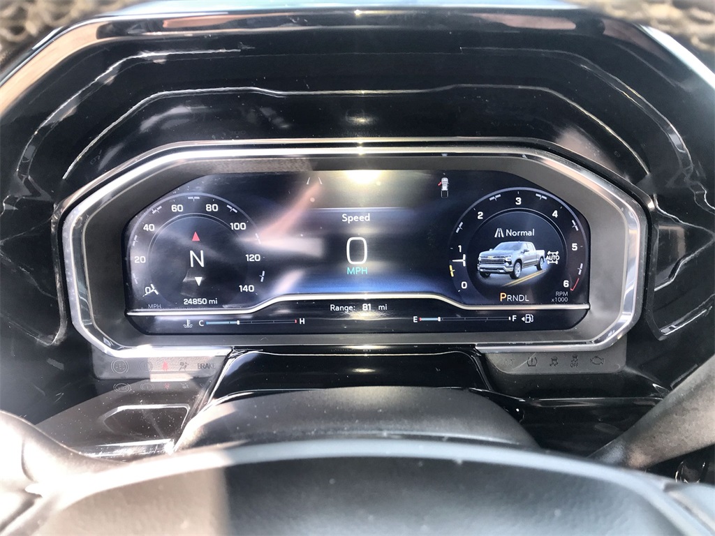 2023 Chevrolet Silverado 1500 RST photo 11