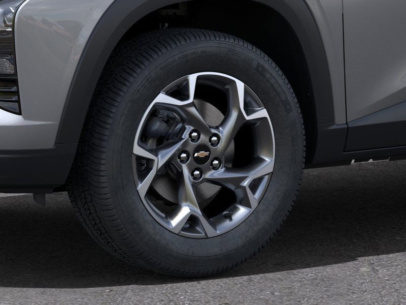 2025 Chevrolet Trax LT photo 4