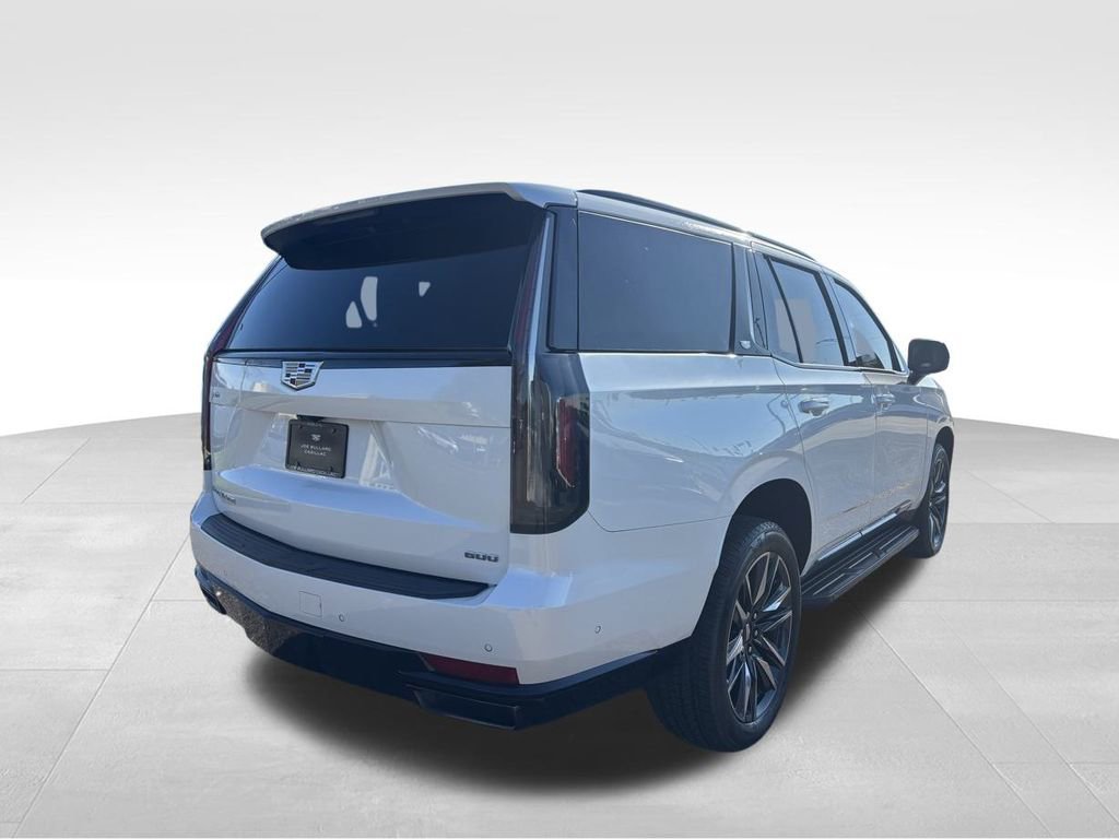 2022 Cadillac Escalade Sport photo 3