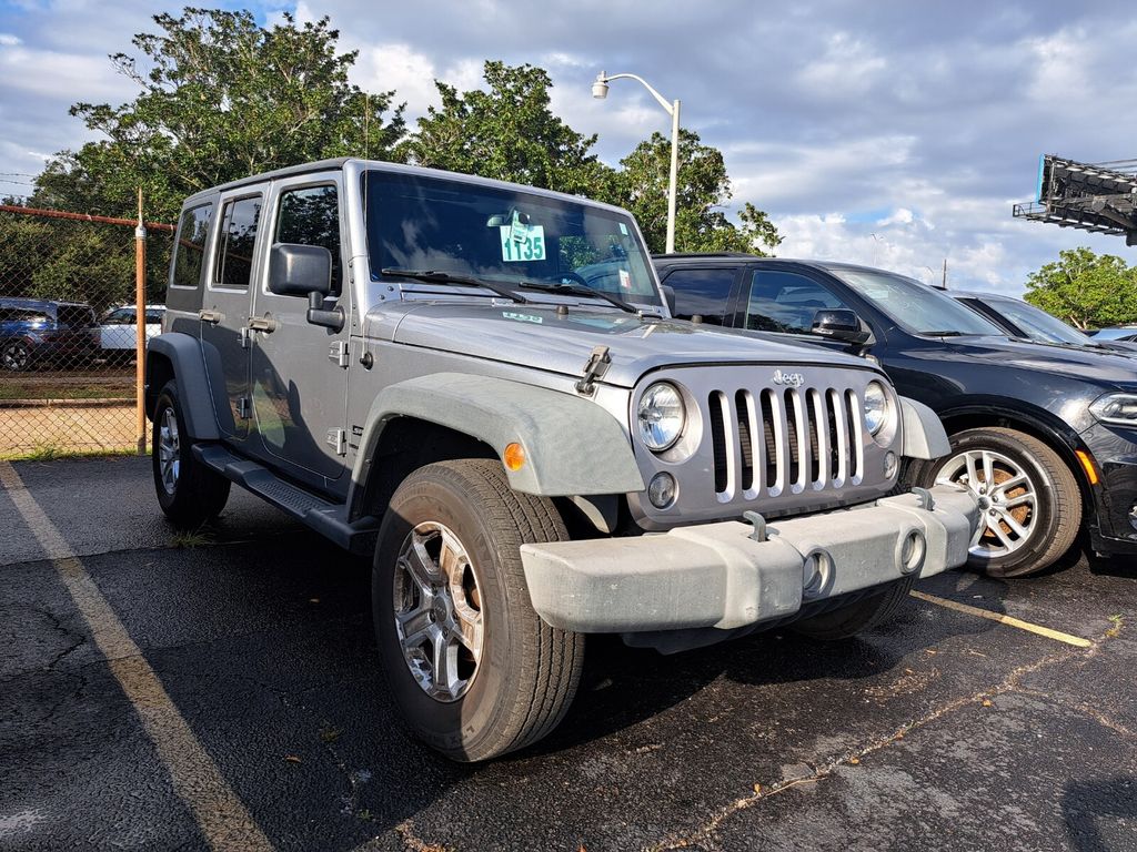 2018 Jeep Wrangler Unlimited Sport photo 2