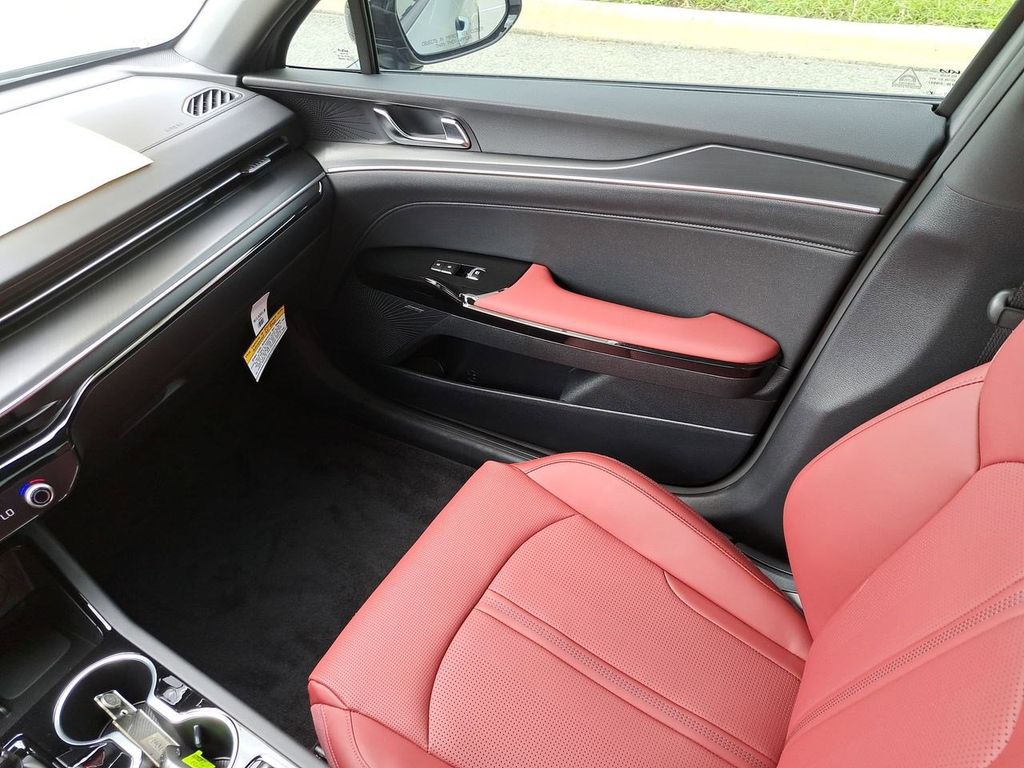 2026 Kia K5 GT-Line photo 16