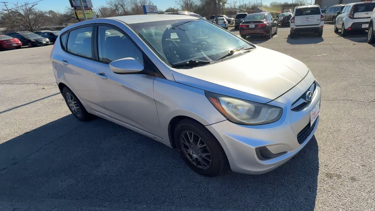 2014 Hyundai Accent GS's photo