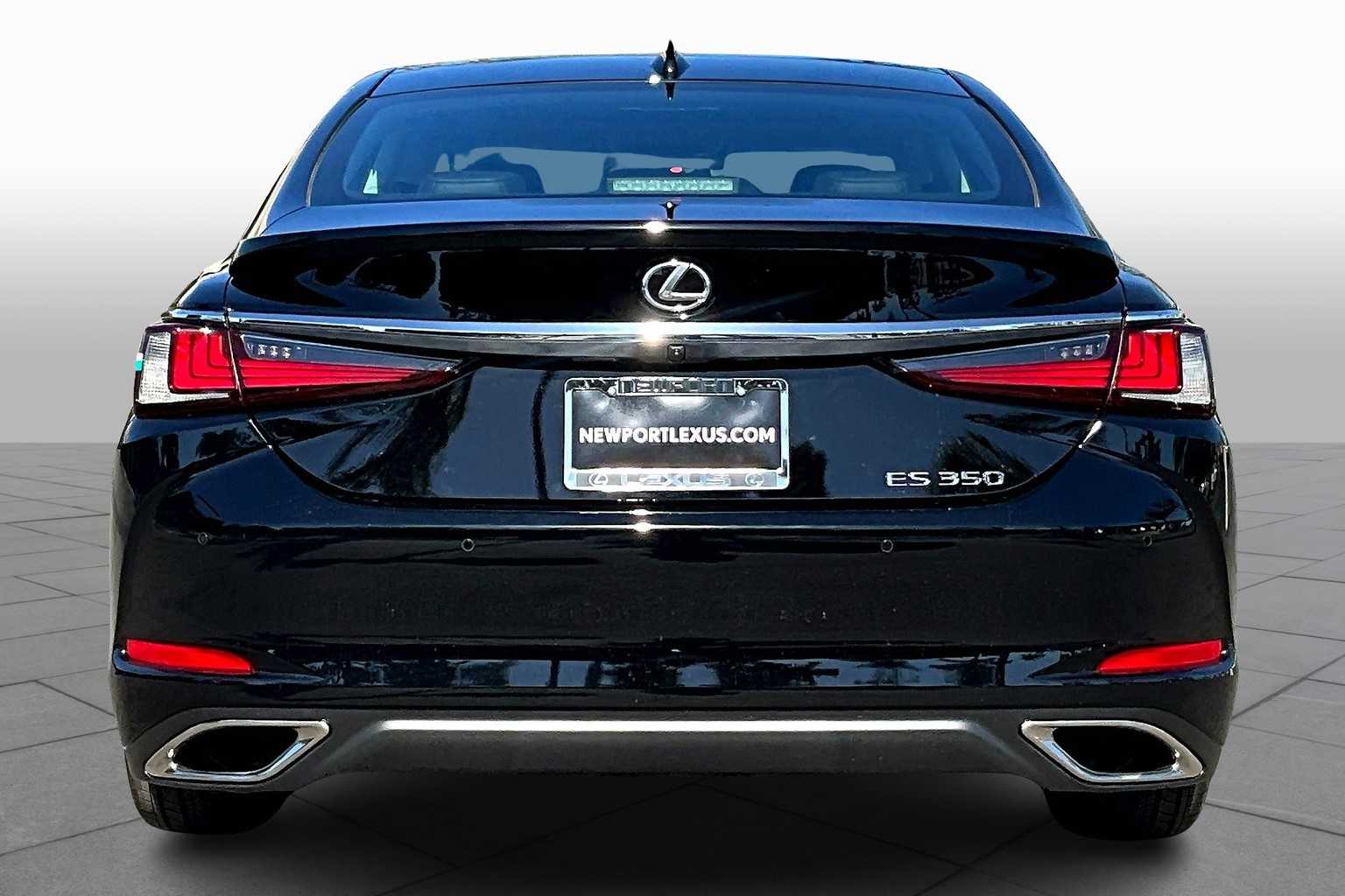 2025 Lexus ES 350 photo 4