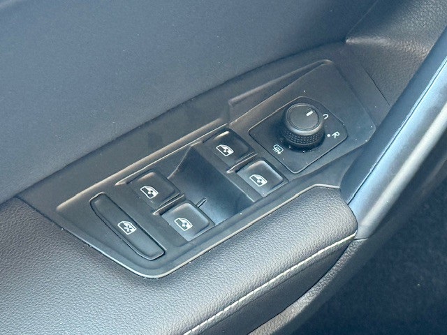 2024 Volkswagen Tiguan S photo 30