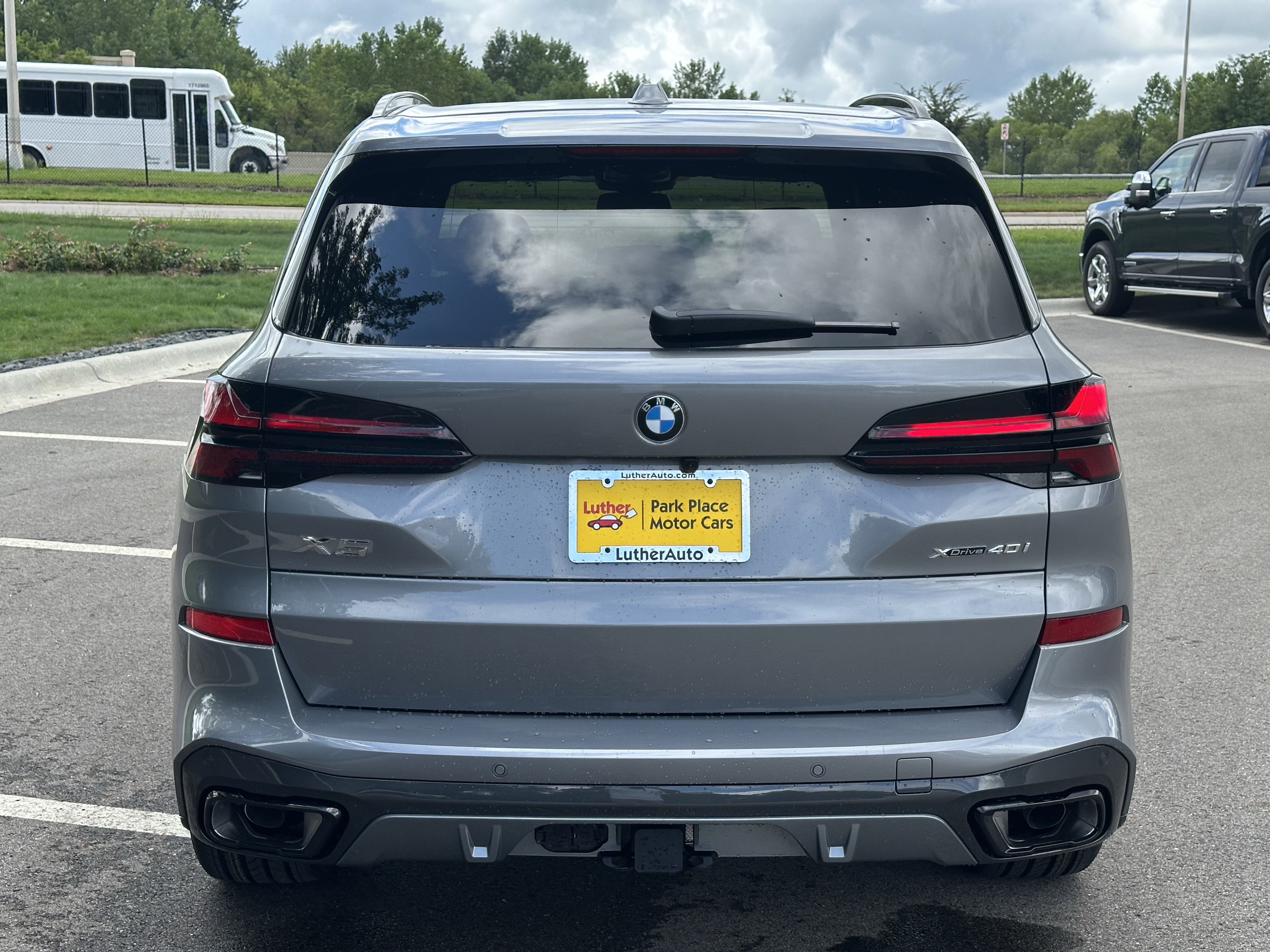 2026 Bmw X5 xDrive40i photo 3