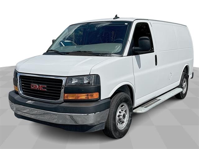 2023 GMC Savana Cargo Work Van's photo