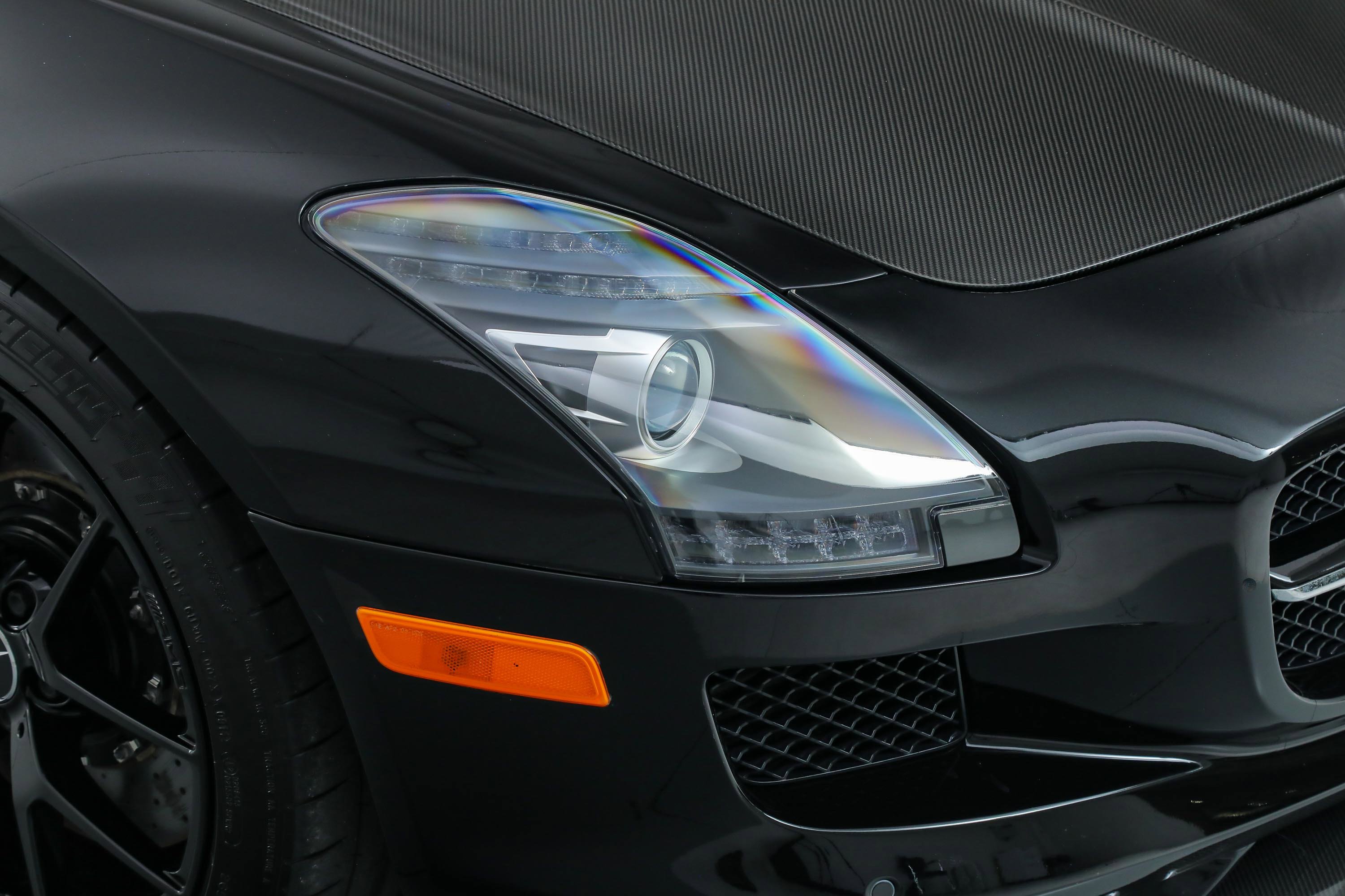 2015 Mercedes Benz SLS AMG photo 45
