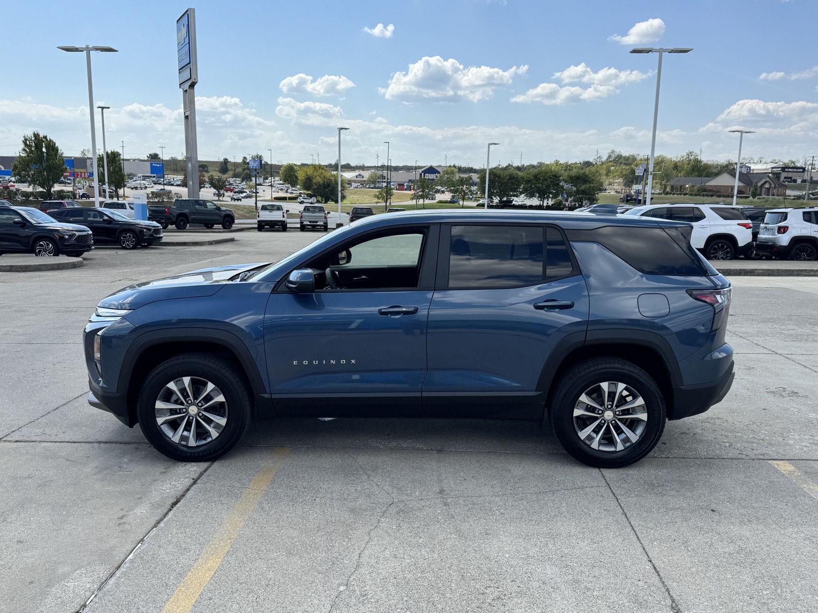 2026 Chevrolet Equinox LT photo 43
