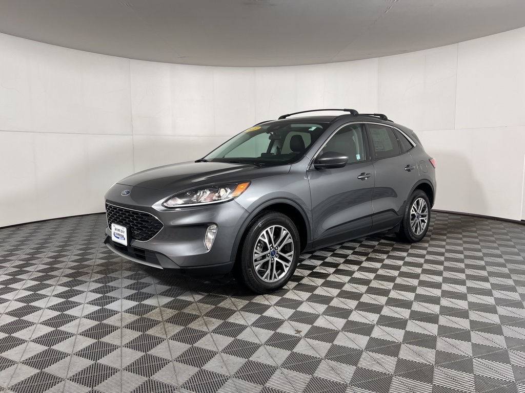 2022 Ford Escape SEL photo 3