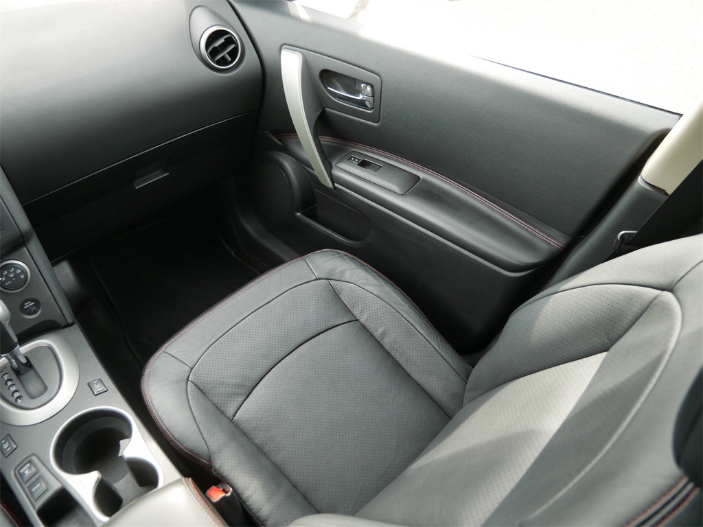 2013 Nissan Rogue SL photo 13