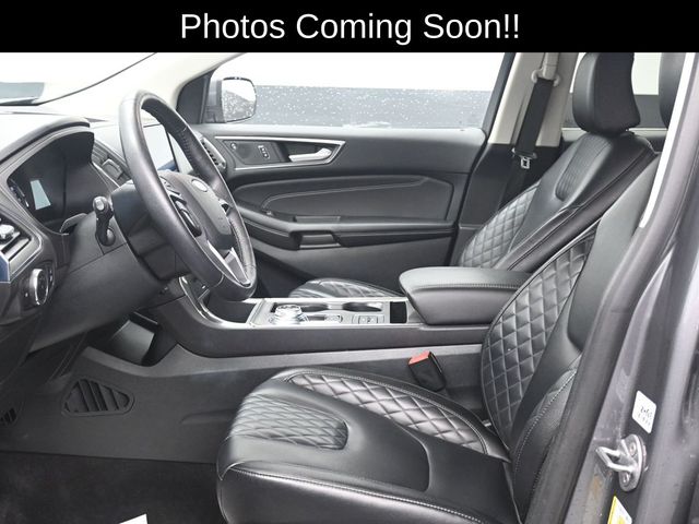 2024 Ford Edge Titanium photo 6