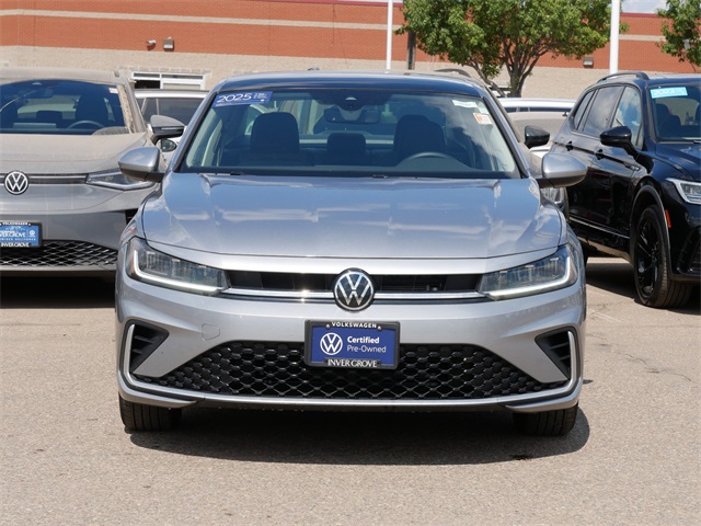 Certified 2025 Volkswagen Jetta SE with VIN 3VW7X7BU9SM012387 for sale in Inver Grove Heights, Minnesota