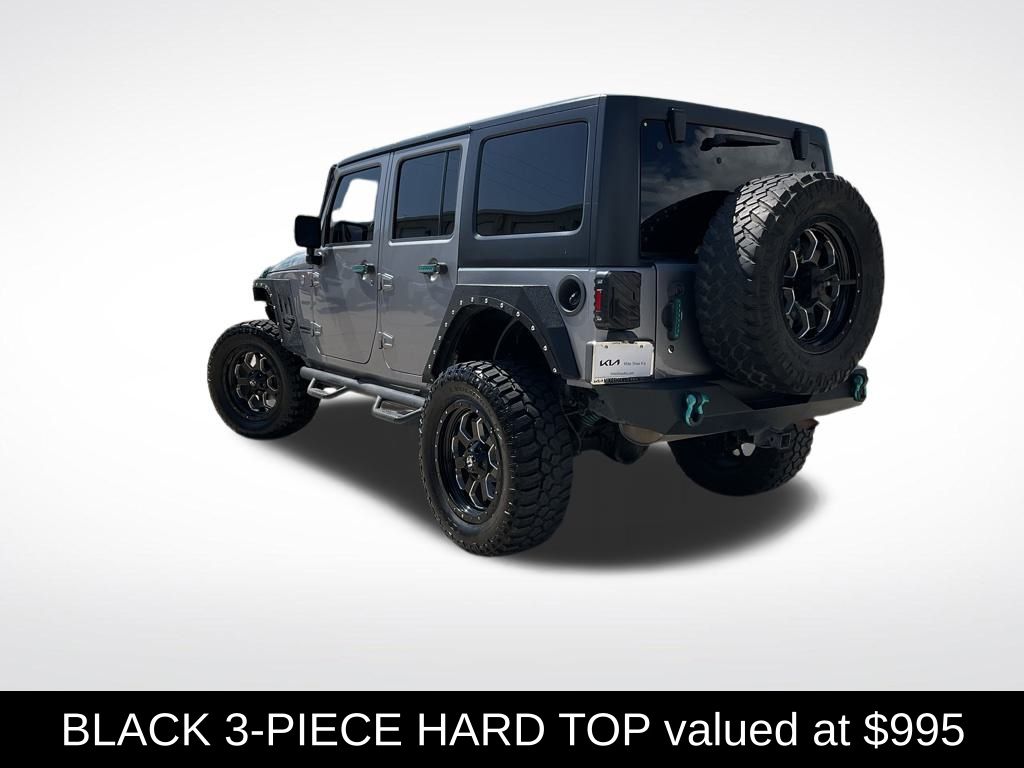 2016 Jeep Wrangler Unlimited Rubicon photo 4
