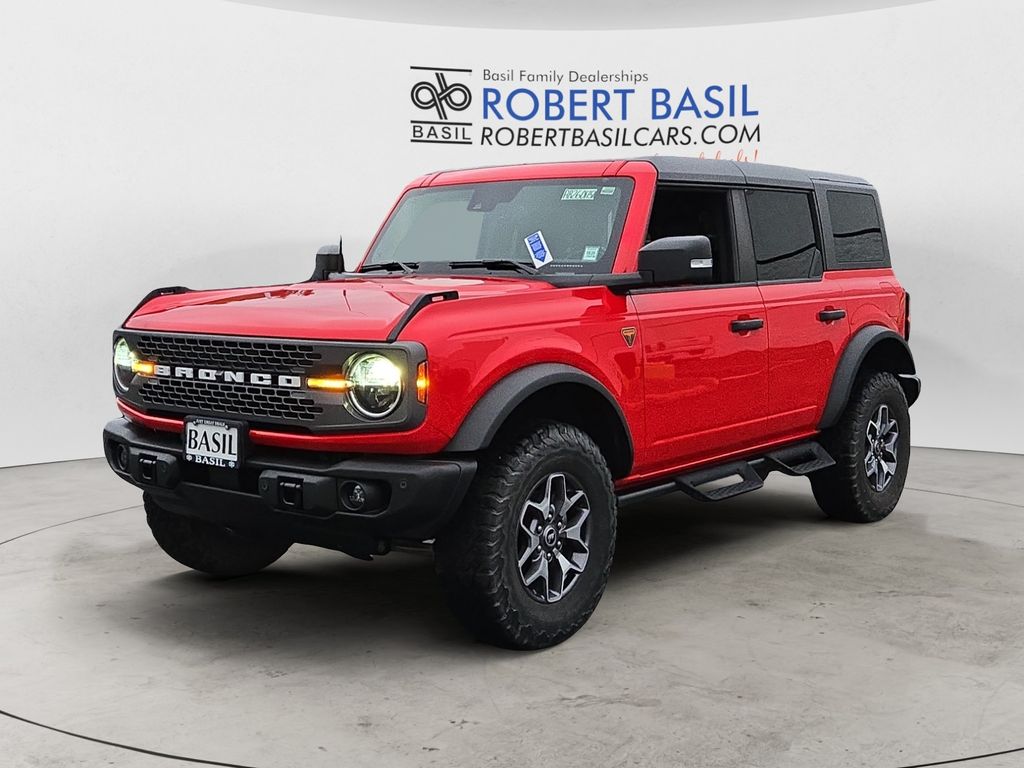 2023 Ford Bronco 4-Door Badlands's photo