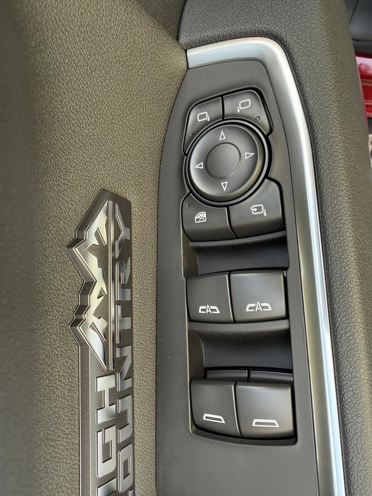 2026 Chevrolet Silverado High Country photo 13