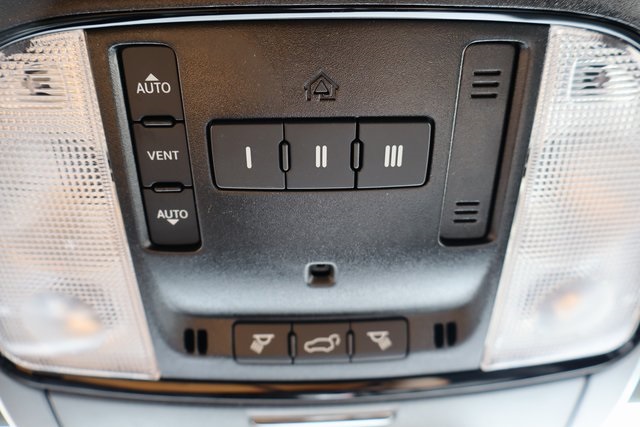 2025 Dodge Durango R/T Plus photo 23
