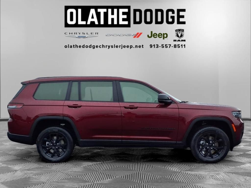 2025 Jeep Grand Cherokee Altitude X photo 26