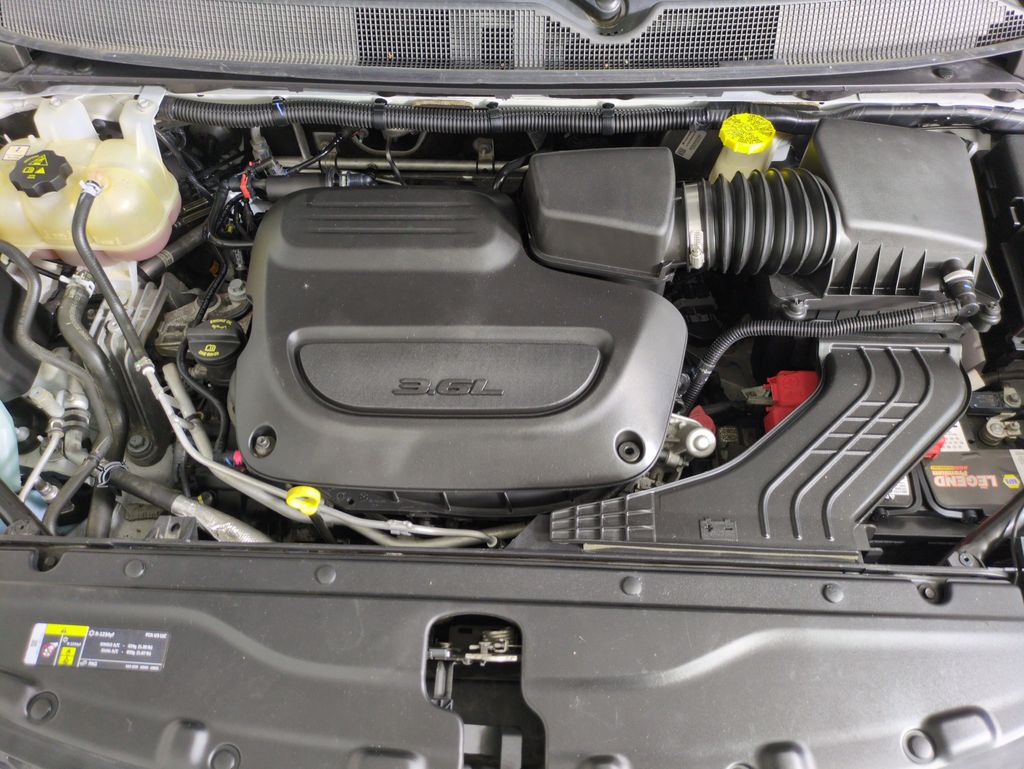 2020 Chrysler Pacifica Touring photo 19