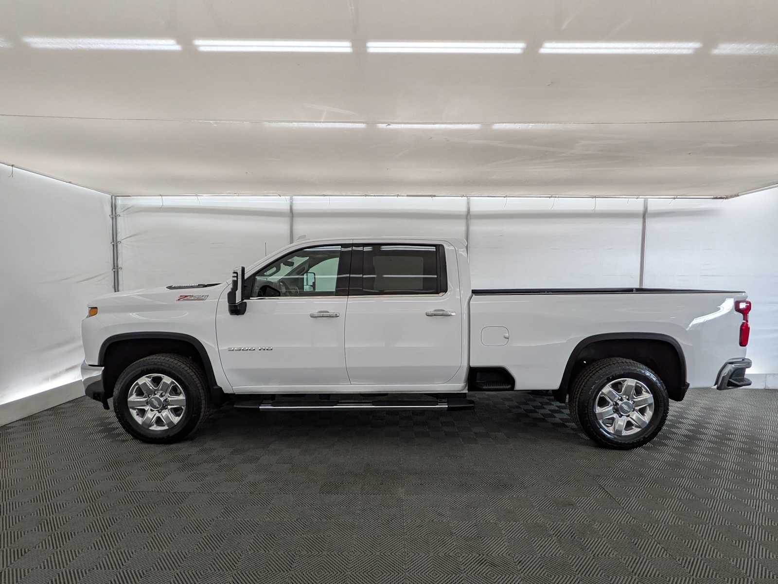2020 Chevrolet Silverado 3500HD LTZ photo 2