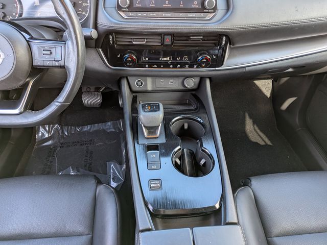 2021 Nissan Rogue SV photo 15