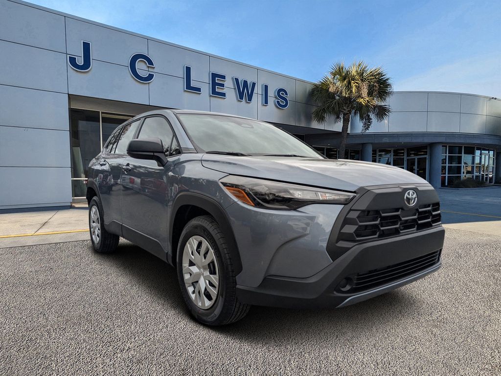 2026 Toyota Corolla Cross L's photo