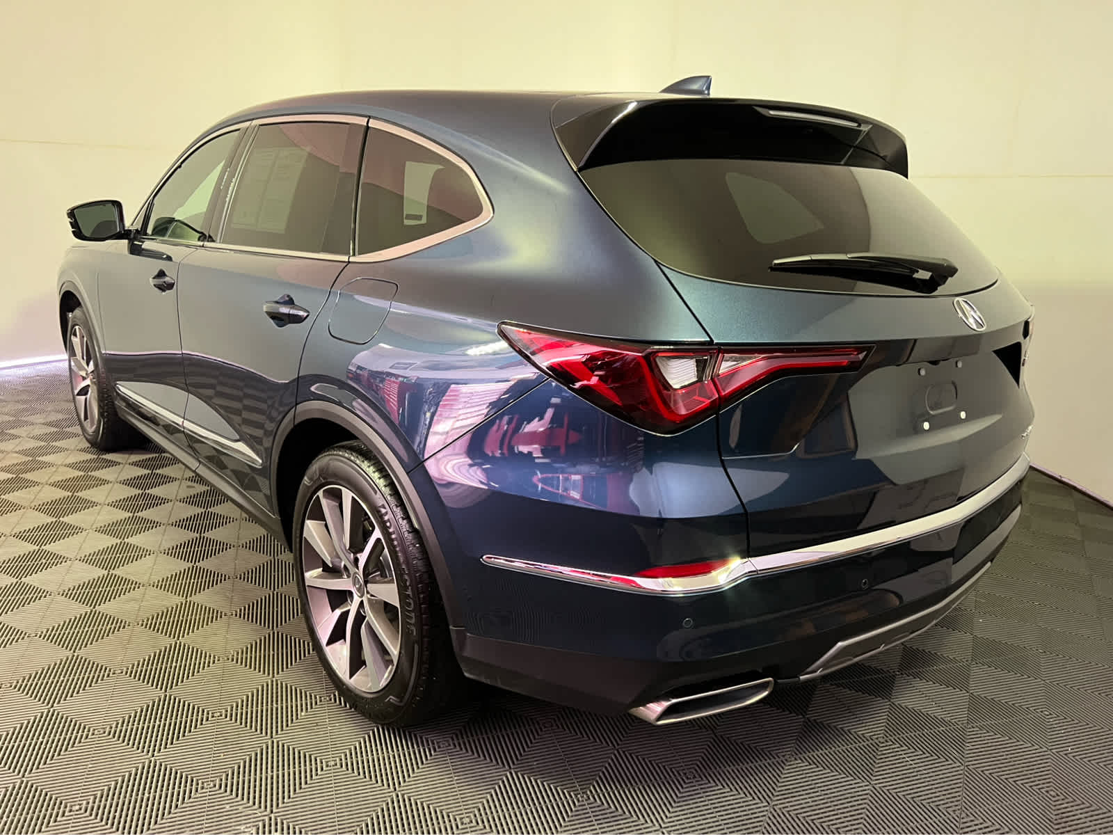 2025 Acura MDX SH-AWD Technology photo 4