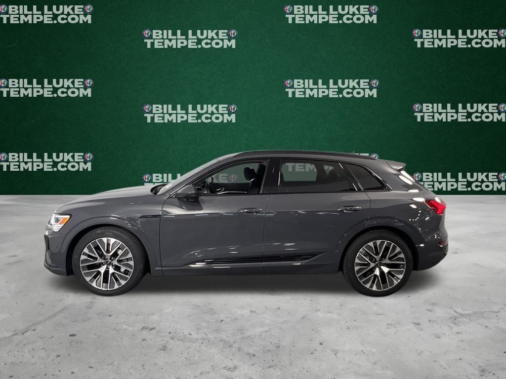 2024 Audi Q8 E-tron Premium Plus photo 8